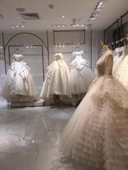 点击看大图 -GRACE KELLY婚纱与礼服(北京店)