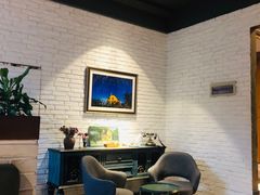 -JINNS锦时 steak&pizza(浸信会礼拜堂旧址店)