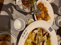 -渔语鱼新川菜Bistro(万象天地店)