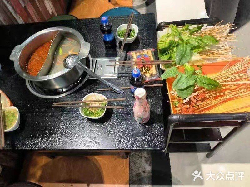 可以聊天喝酒,生活气息很浓,里面相对比较安静