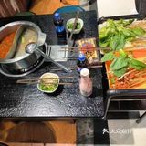 可以聊天喝酒,生活气息很浓,里面相对比较安静