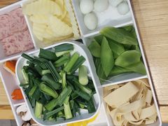 -鲁员外地锅鸡地锅鱼(古墩路店)