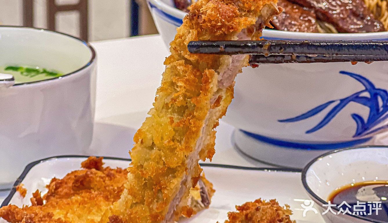 魔都ju好吃的猪三宝拌面