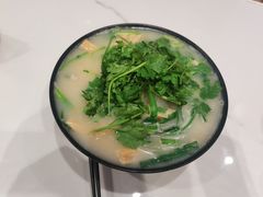 -肥汁米蘭香港米线(长宁来福士店)