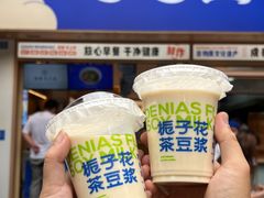 -李与白包子铺(桐梓林店)