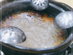 -濠轩阁特色生蚝火锅(水湾路店)