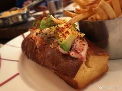 龙虾卷-db Bistro & Oyster Bar by Daniel Boulud(滨海湾金沙店)