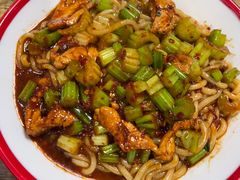 -玲玲米粉·新疆现炒米粉(大十字总店)