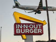 -In-N-Out Burger(LAX)