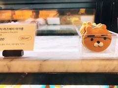 -BHC炸鸡(明洞总店)