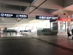 -厦门北站-候车区