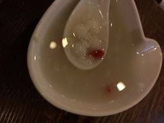 -小天鹅火锅·一线江景洪鼎旗舰店(洪崖洞店)