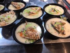 -胖子鱼粉(采霞街店)