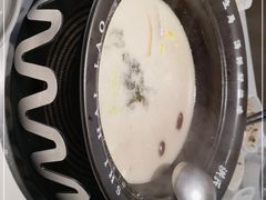 -洪氏嗨捞·广东猪肚鸡·椰子鸡火锅(西咸万象城店)