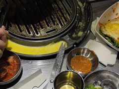 -GOGIYA·咕叽吖韩国传统烤肉店(东方新天地店)
