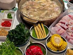 -烹然四季椰子鸡火锅(团结湖总店)
