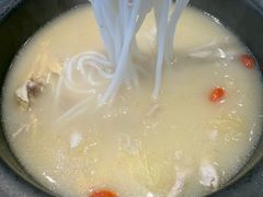 -过桥缘·过桥米线(大华虎城嘉年华店)