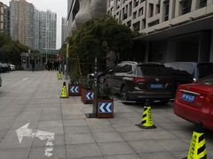 -上海喜玛拉雅酒店-停车场