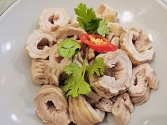 -侬佳蒸菜馆(听潮店)