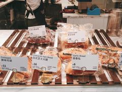 -LE SAPHIR 莎菲尔菓子(和兴店)