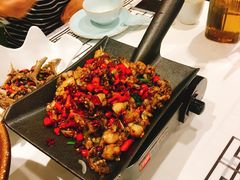 -丹江口渔村·湘味厨房(桃园店)