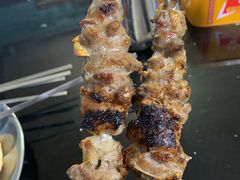 -烤肉小伙烤肉店