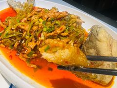 有鱼的鱼香肉丝-院8里·小聚园老川菜(九眼桥店)