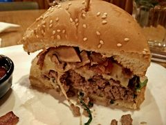 黑松露澳洲牛肉汉堡-TIMEZONE8东八时区餐厅&酒吧(798店)
