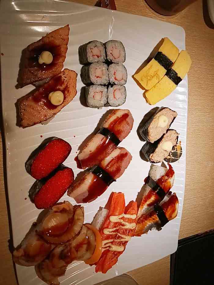 万岁料理回转寿司(汕尾黄金海岸店)-"不是特别新鲜,但是相对来说算