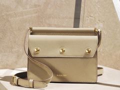 -BURBERRY(上海港汇恒隆广场店)