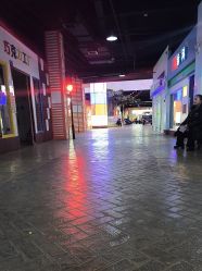 -成都星期8小镇(江宁南路店)
