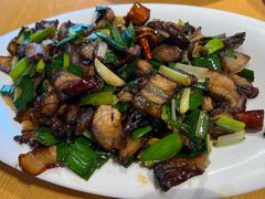 蒜苗炒腊肉-品味泸沽湖•民族特色菜(大落水店)