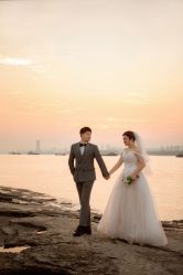 -雪中彩影婚纱摄影·微光艺术中心