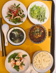 -月之旅·尊 高端月子会所(科馨别墅一店)