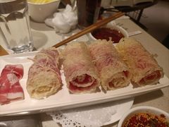 -海底捞火锅(长宁路龙之梦店)
