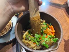 -老滇山寨•云南特色菜•地方菜•民族风情歌舞表演(世纪金源店)