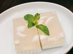 椰青果冻-安南越南餐厅(青岛万象城店)