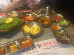 -草家酱蟹炭火烤肉店(珲春南路一店)