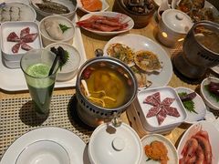 -雍和会海鲜姿造自助(湖东路店)