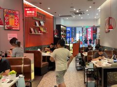 -八合里潮汕鲜牛肉火锅(上海汇智广场店)
