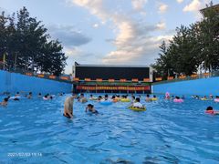 -欢乐水魔方水世界