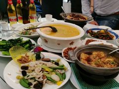 煎酿山泉豆腐-山泉公馆酒家(广州东站店)