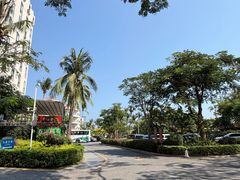 -南中国大酒店-停车场