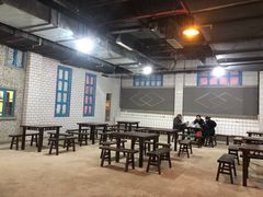 大堂-奉天承·烤串·融合菜