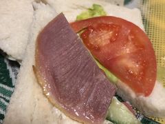 -全家便利店(东直门店)