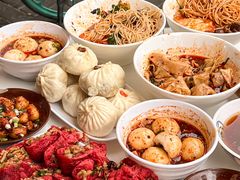 -李与白包子铺(桐梓林店)