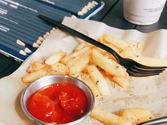 -J Create城市露营咖啡·简餐·宠物(上海动物园店)