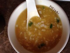 -阿瓦山寨·湘菜现炒·剁椒鱼头王(咸阳总店)
