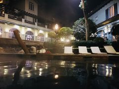 -芭东小镇温泉