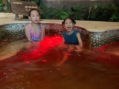 -泉城欧乐堡戏水湾艺术养生温泉